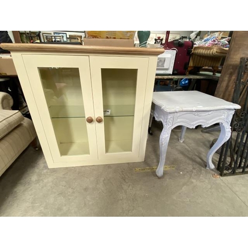 Painted Onit Furniture glazed cabinet (100H 98W 35D cm) & painted occasional table (66H 60W 50D cm)