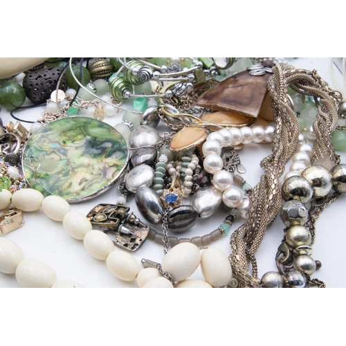 29 - Various Vintage, Costume and Other Assorted Jewellery, Quantity as Photographed