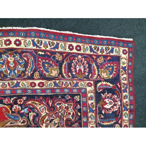 1420 - Mashad room size carpet. 383x283cm.