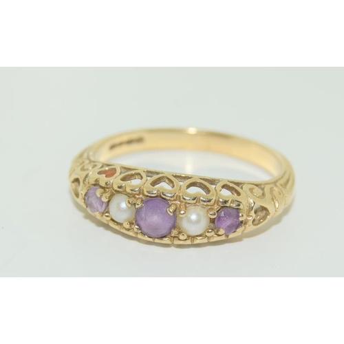 193 - Ladies Amethyst/Pearl 9ct Gold Ring.