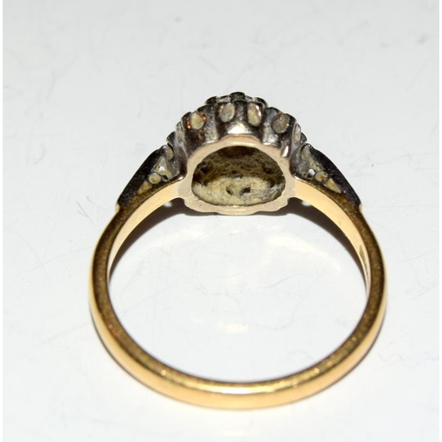 113 - 18ct Gold & Platinum, ladies diamond Ring. (Size N)
