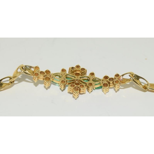 227 - 18ct Yellow Gold Emerald & Diamond Vintage Bracelet
