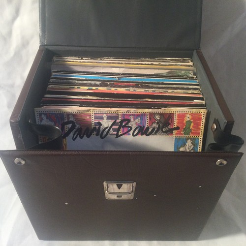 46 - BOX OF ROCK / PUNK RELATED SINGLE RECORDS. Some nice records here to include 2 x foreign Bruce Sprin... 