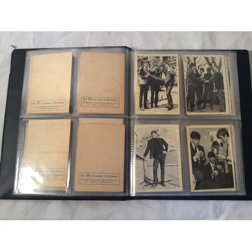337 - BEATLES MEMORABILIA. This lot contains a collection of Beatles goodies including a 7” picture case c... 