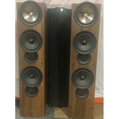 1193 - KEF SPEAKERS. Here we find a home cinema speaker system comprising of 5 speakers. model numbers as f... 