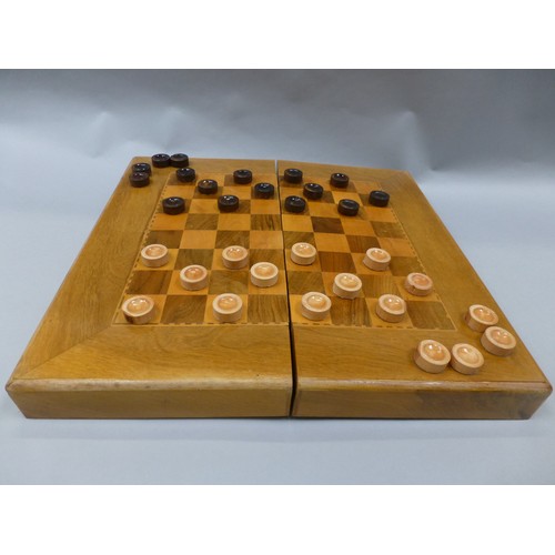 14 - Vintage wooden backgammon / draughts set. board size approx 16
