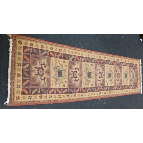 537 - Quality hall runner carpets x 2. Approx 90