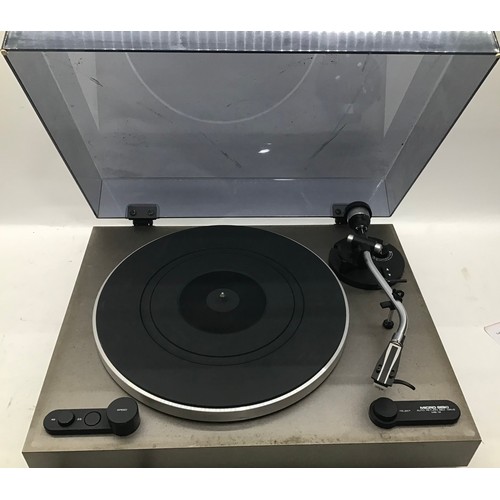 1208 - MICRO SEIKI MB-14 TURNTABLE. Great turntable with gold ring cartridge and plays 33/45rpm records. Sl... 