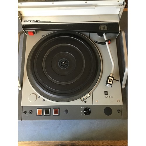 1207 - EMT 948 PROFESSIONAL TURNTABLE. From an ITV studio and found here in working condition. Fitted with ... 