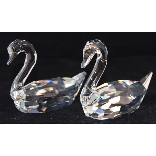 1 - Swarovski Crystal Flirting Swans, from the feathered beauties collection. code 837154 retired, boxed... 