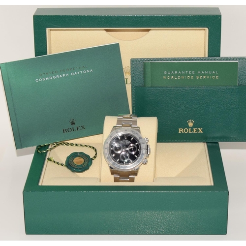 35 - Rolex Stainless Steel, Daytona, mod - 116520, 2015, Boxed and papers (ref 27)