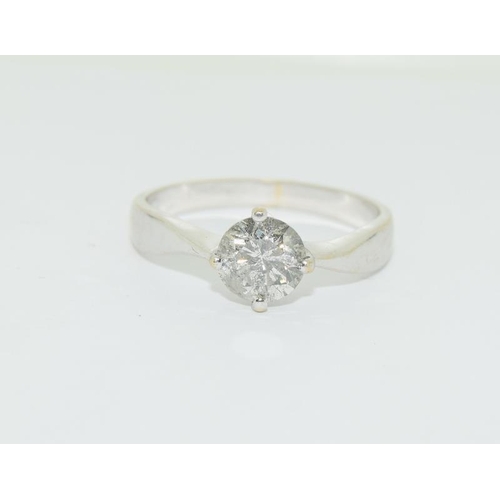 1085 - 18ct white gold ladies diamond solitaire ring approx 1ct size P