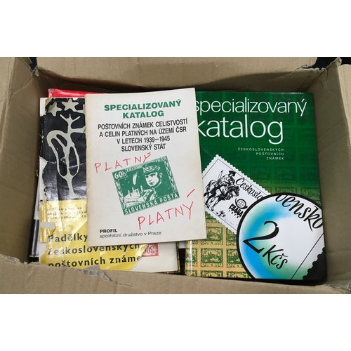 77 - Box of various catalogues and leaves