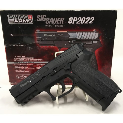 131 - Quality Swiss Arms Sig Sauer SP2022 .177 air pistol. Excellent condition and boxed. *RESTRICTIONS AP... 