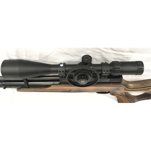 120 - Top quality Weihrauch HW100 air rifle with laminated stock in good condition. Comes with kit bag and... 