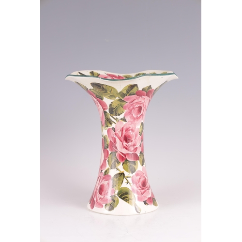 35 - A LARGE EARLY 20TH CENTURY WEMYSS POTTERY VASE decorated with roses, having a crimped rim (30.5cm hi... 