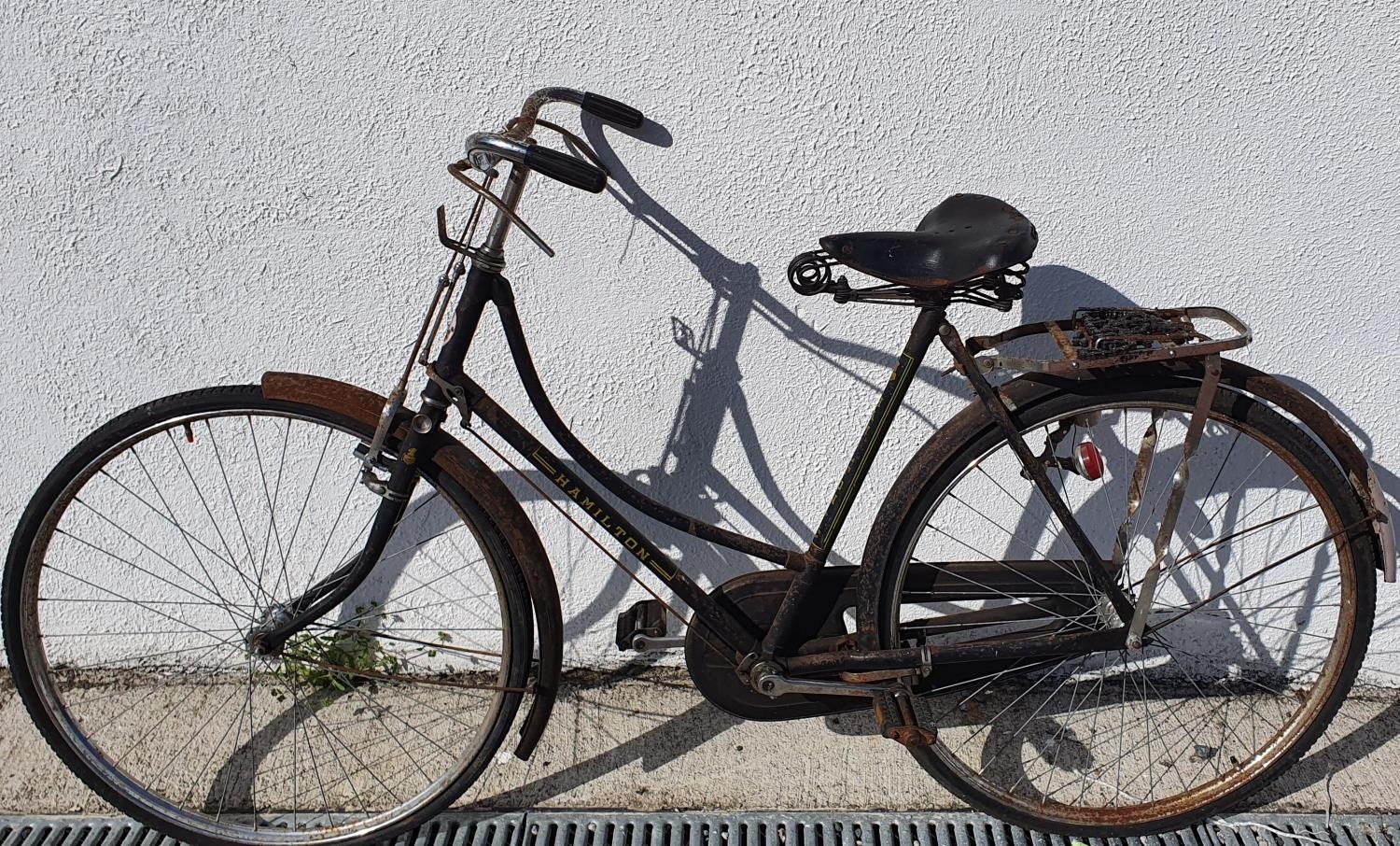 A Vintage Bicycle 20   1100092551.JPG