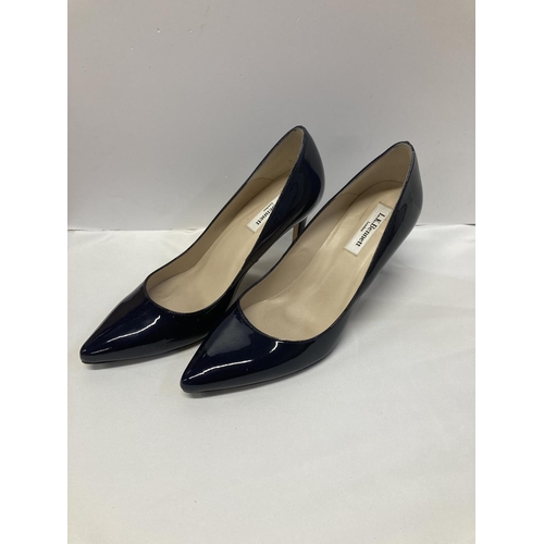 53 - LK Bennett 'Floret' navy leather pointed toe Courts. Size 38.5 (EU). RRP €265. Serial number 6041 38... 