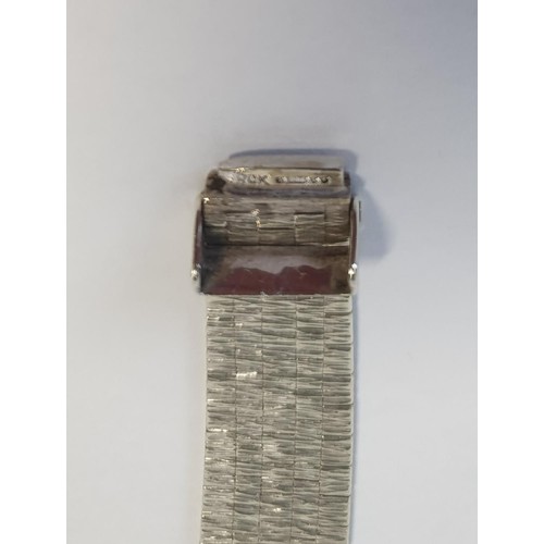 20 - A Bueche Girod Swiss 9ct White Gold Ladies Watch. Damage to glass. Stamped 375.