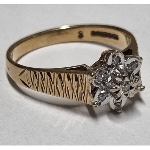 11 - A 9ct Gold dress Ring. Ring size K.