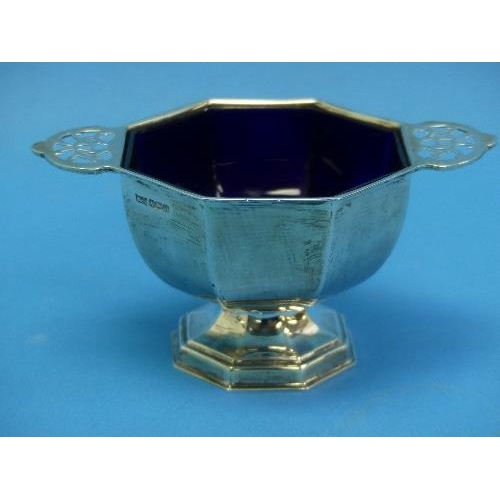 38 - A George VI silver Sugar Bowl, by Walker & Hall, hallmarked Sheffield, 1937, of octagonal form, with... 