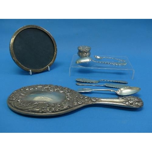 44 - A small quantity of Silver, including two small butter knives, a mustard spoon, teaspoon , silver ba... 