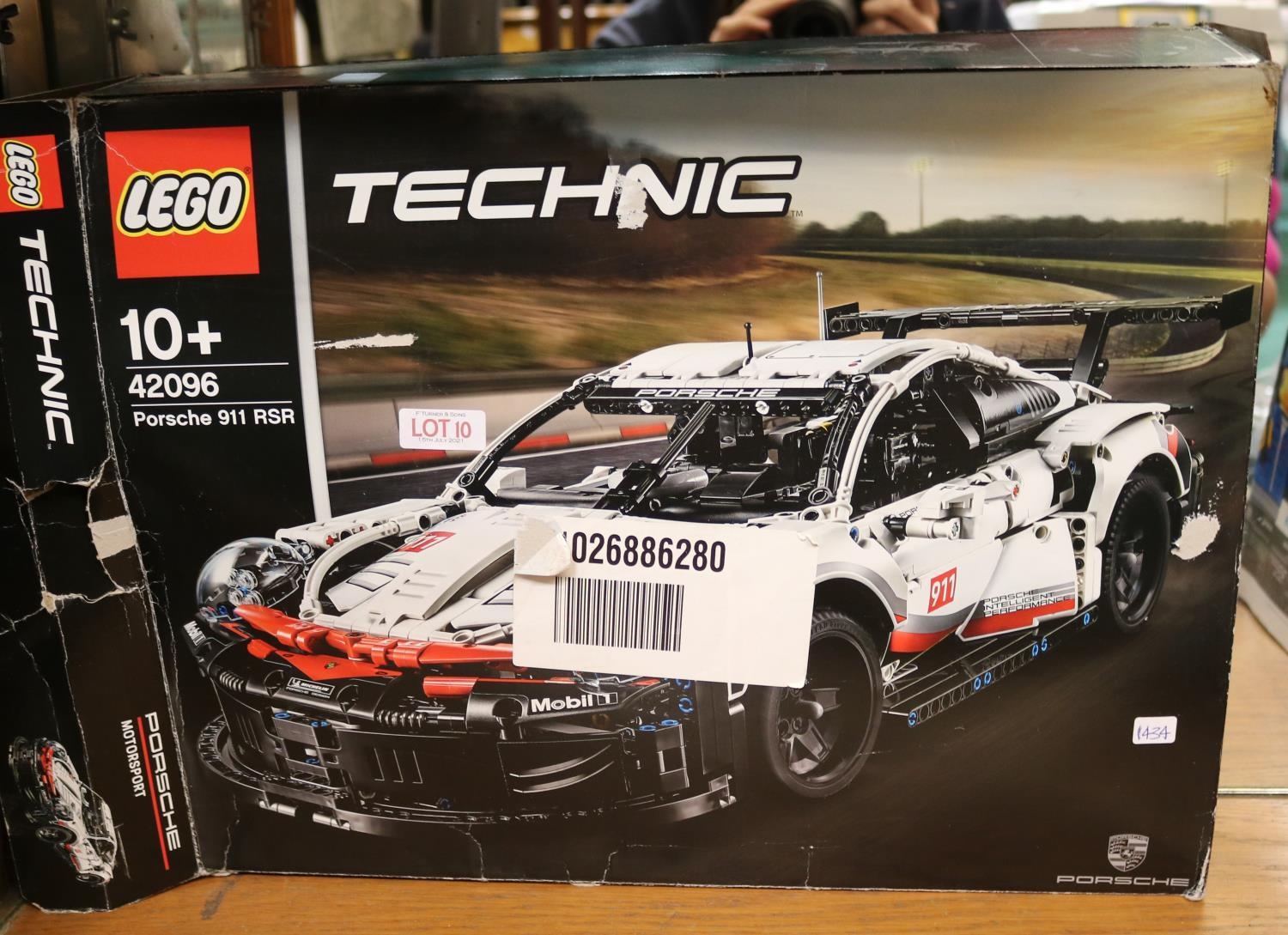 BOXED LEGO TECHNIC PORSCHE 911 RSR