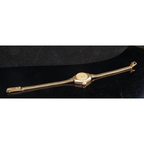 5038 - A Vertex Revue lady's 9ct gold wristwatch, 17.8g, boxed