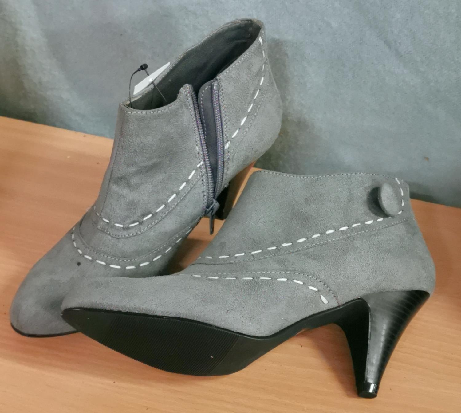 matalan boots size 5