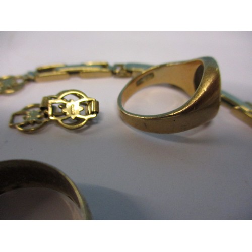 58 - A quantity of 9ct yellow gold items. Approximate combined weight 16.5g. To include 3 rings