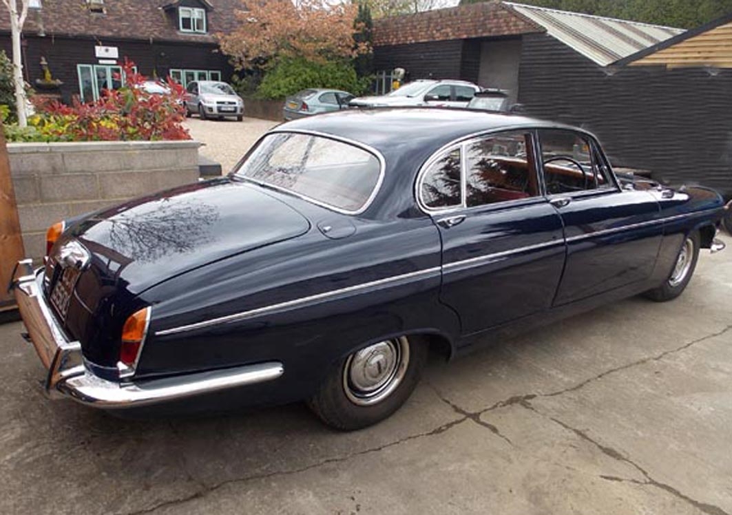 1965 Jaguar Mk 10 4.2 Registration No: CCK 550C