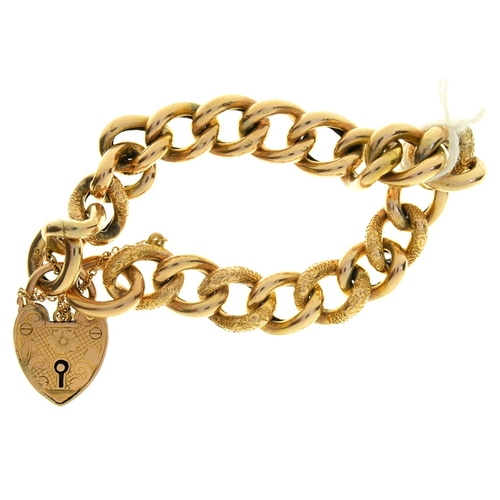 43 - A GOLD CURB BRACELET AND PADLOCK, 18.5CM L, EARLY 20TH C, MARKED 9CT