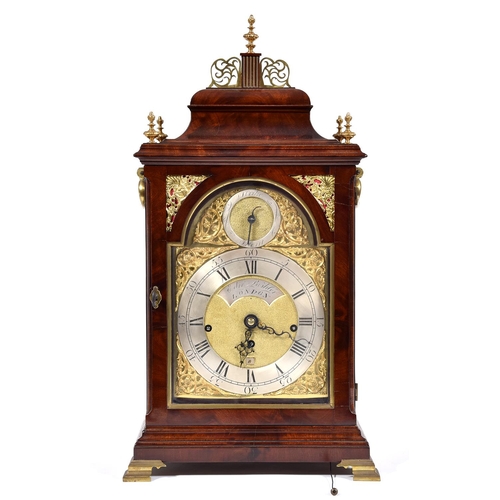 368 - An English mahogany bracket clock, Edward Pashler, London, c1775, the breakarched brass dial with ma... 