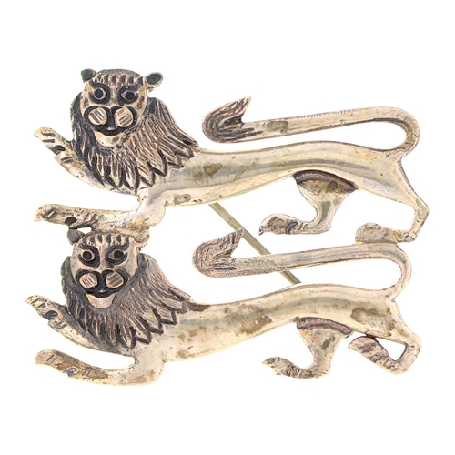110 - A silver twin lion brooch, 43mm, maker’s mark SG in monogram and 800