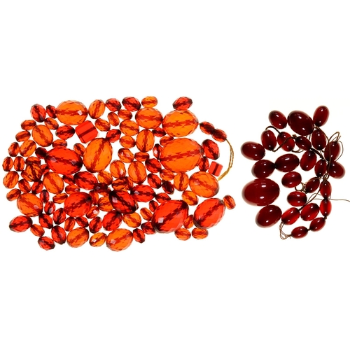 29 - A quantity of faceted faturan beads, 125g