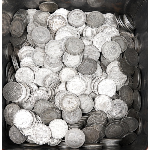 1057 - Silver coins. United Kingdom, halfcrowns, period 1921-1946, 341ozs 8dwts... 
