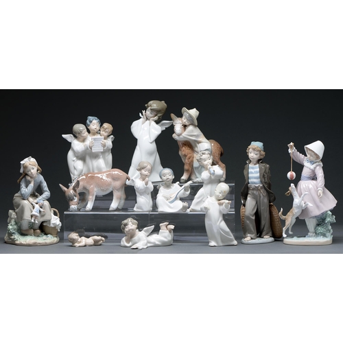 481 - Thirteen Lladro figures and other subjects, various sizes, printed mark