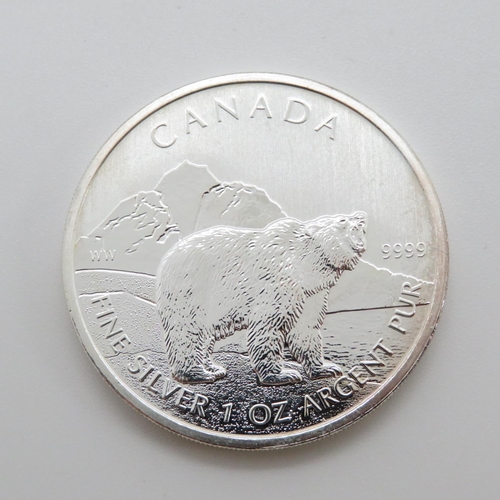 43 - Canada 1oz fine silver $5 2011