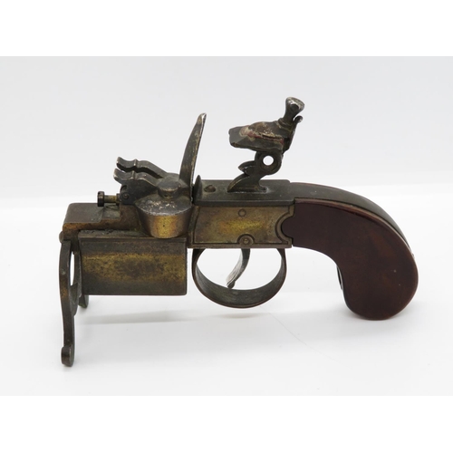 376 - Dunhill tinder pistol table lighter