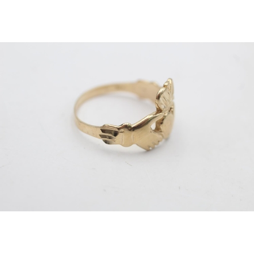 34 - 9ct gold vintage claddagh ring (2.2g)