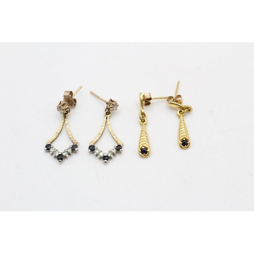 47 - 2 x 9ct gold sapphire & clear gemstone drop earrings (2.2g)