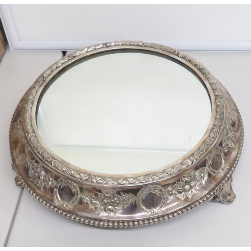 16" mirror silver plated cake stand - mirror diameter is 12"