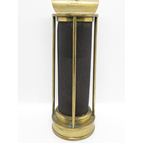 200 - Stephenson pit lamp by R Sharp of Usworth