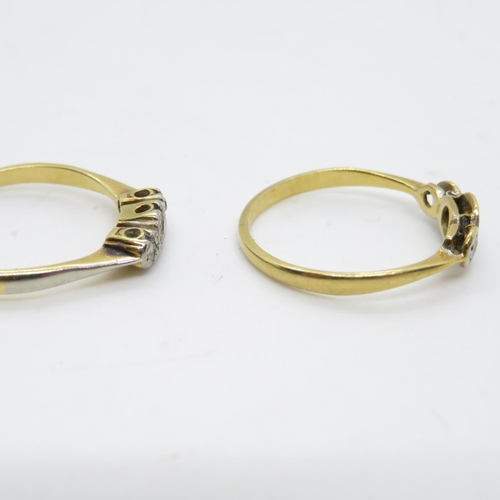 31 - 2x 18ct gold and platinum rings both size M 3.4g