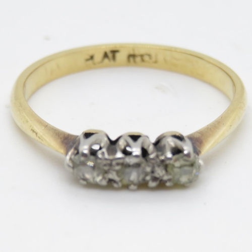 35 - 18ct gold and diamond ring size M 3.3g