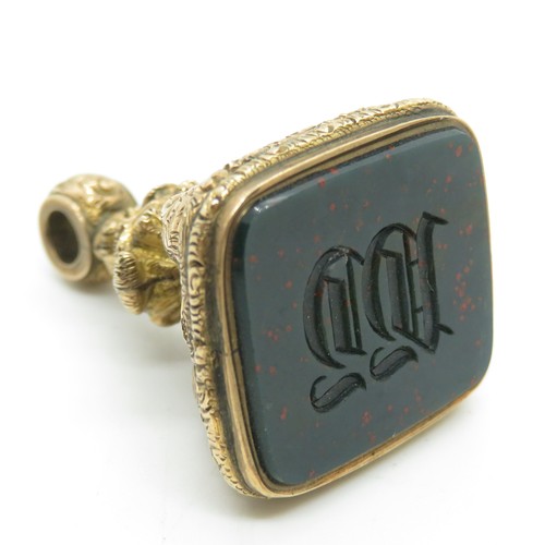 51 - 9ct antique Intaglio fob with bloodstone and initials 12.3g