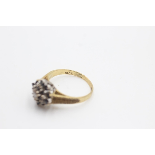 2 - 18ct gold diamond & sapphire starburst cluster ring (4.4g) size O