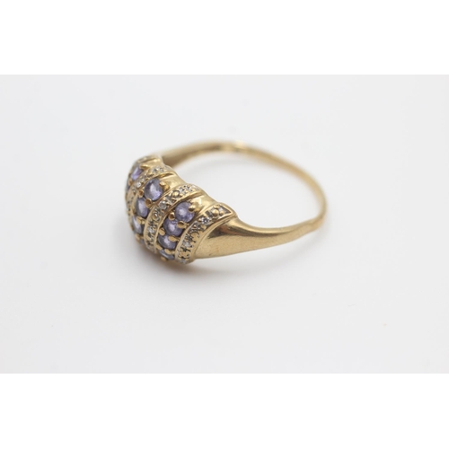 54 - 9ct gold diamond & tanzanite banded front ring (3.1g) Size T