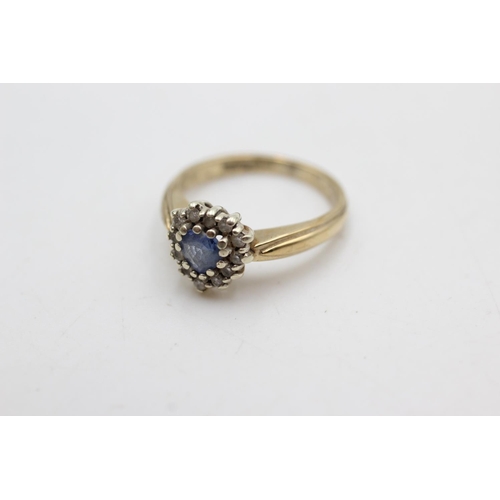21 - 9ct gold diamond & sapphire halo ring (2.7g) size J