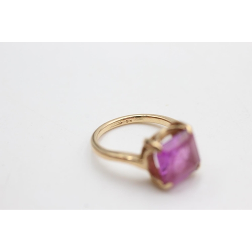 55 - 9ct gold synthetic ruby ring (4.5g) size N